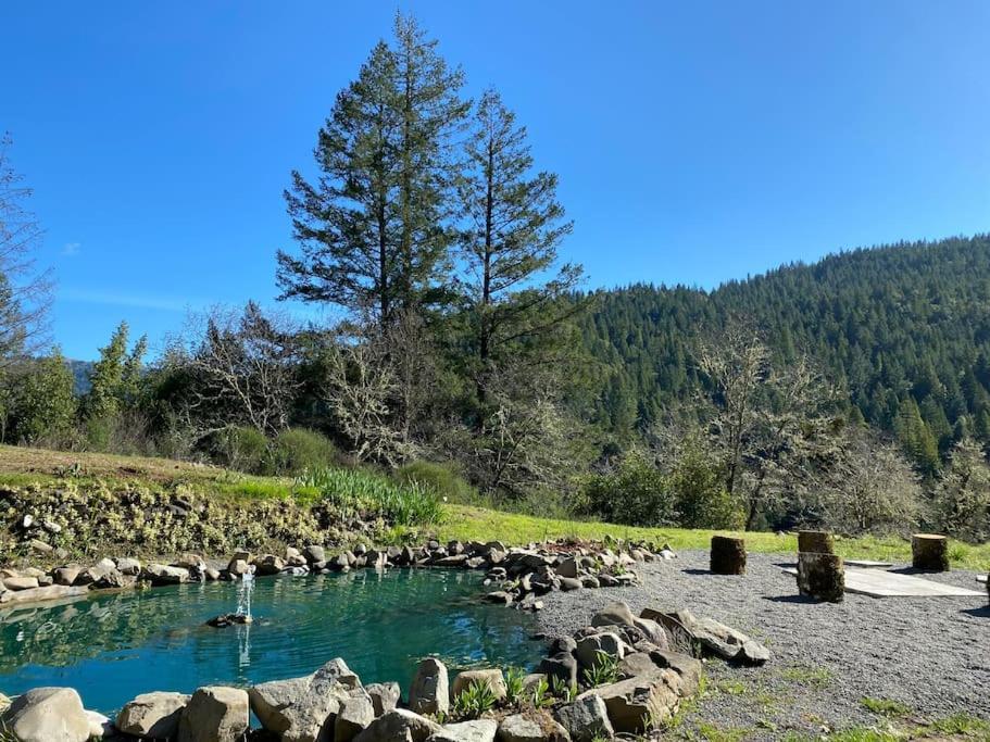 Avenue Of The Giants Caraway Cottage Miranda Eksteriør bilde